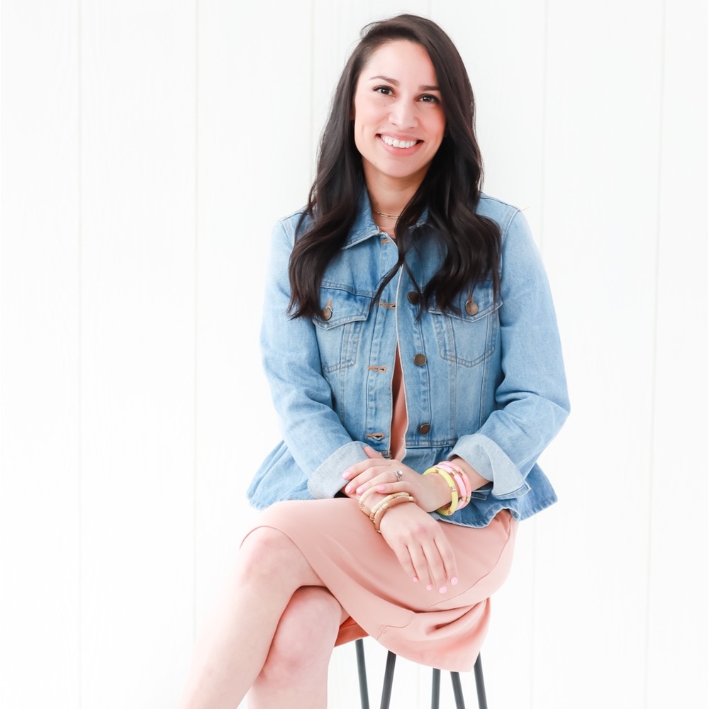 Meet your Posher, Desi!